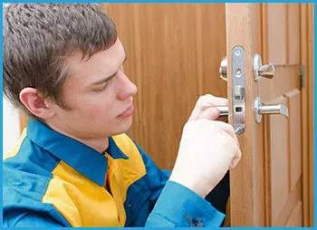 Lock Locksmith Services Glendale, CA 818-582-2113 - 5-lock-opening