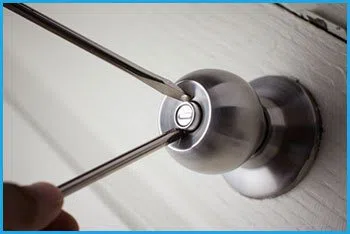 Lock Locksmith Services Glendale, CA 818-582-2113 Lock Locksmith Services Glendale, CA 818-582-2113 - 8-unlock-service